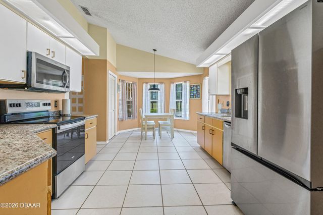 524 Crooked Stick Drive, Daytona Beach, FL 32114