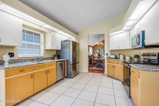 524 Crooked Stick Drive, Daytona Beach, FL 32114