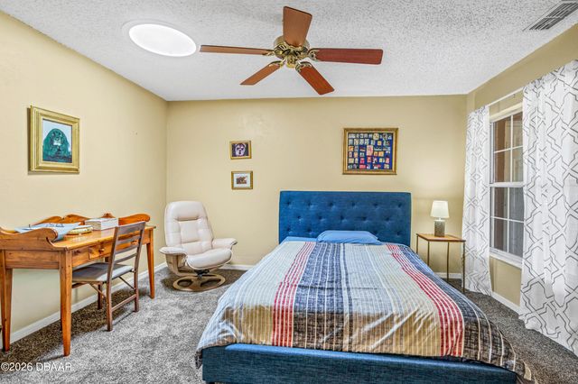 524 Crooked Stick Drive, Daytona Beach, FL 32114