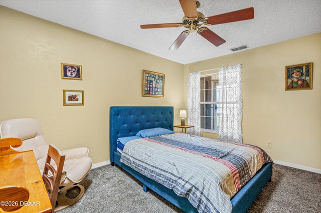 524 Crooked Stick Drive, Daytona Beach, FL 32114