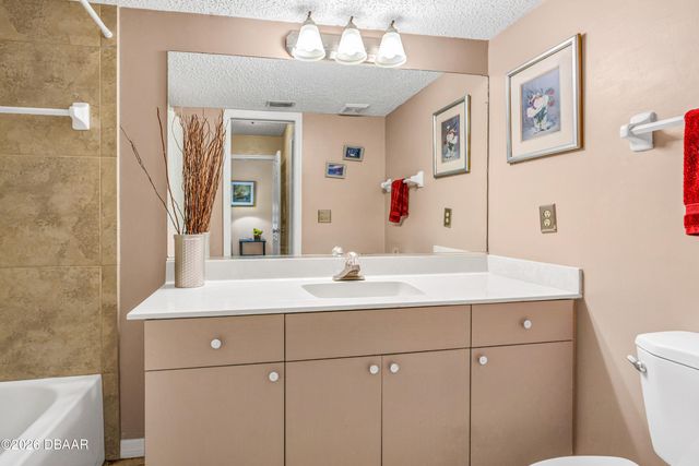 524 Crooked Stick Drive, Daytona Beach, FL 32114