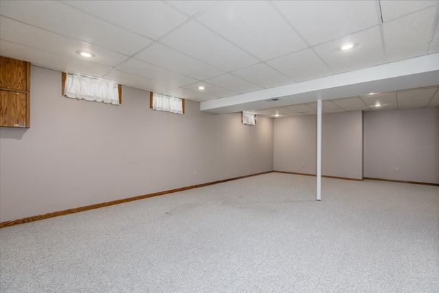 5317 Pommel Place, West Des Moines, IA 50266