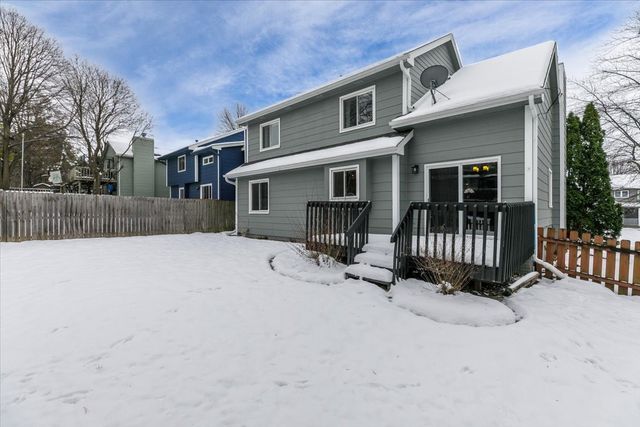 5317 Pommel Place, West Des Moines, IA 50266