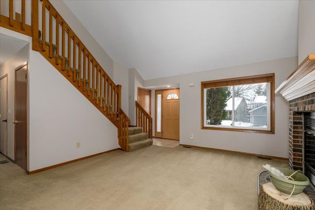 5317 Pommel Place, West Des Moines, IA 50266