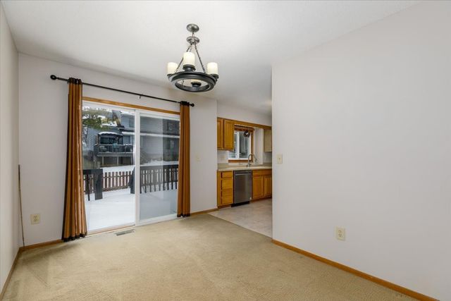 5317 Pommel Place, West Des Moines, IA 50266