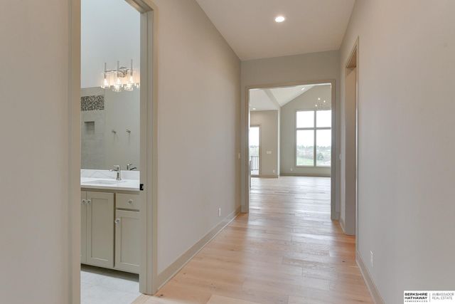 10618 S 126th Court, Omaha, NE 68137