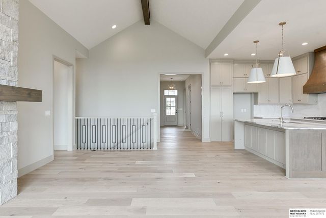 10618 S 126th Court, Omaha, NE 68137