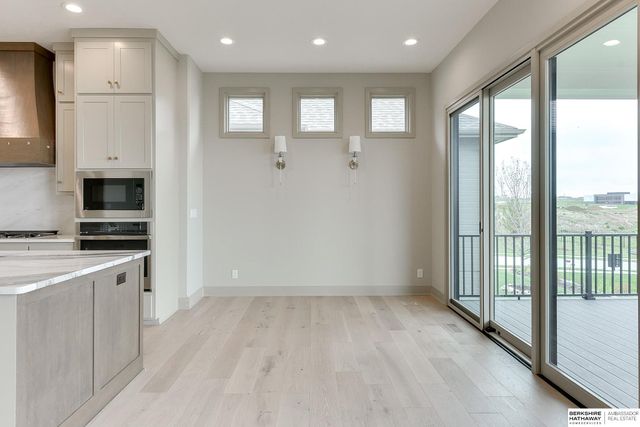 10618 S 126th Court, Omaha, NE 68137