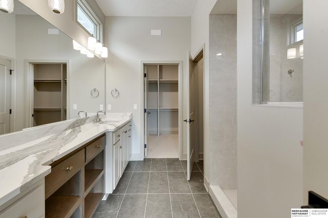 10618 S 126th Court, Omaha, NE 68137