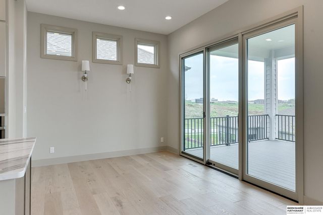 10618 S 126th Court, Omaha, NE 68137