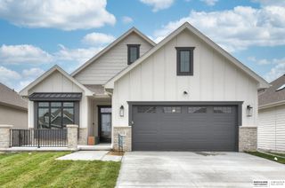 10618 S 126th Court, Omaha, NE 68137