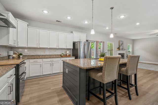 10178 Sable Oaks Drive, Midland, GA 31820