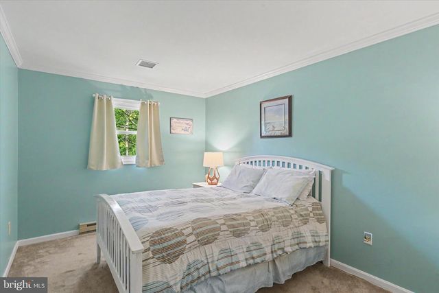 14 N FILEYS RD, Dillsburg, PA 17019