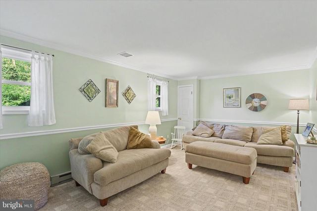 14 N FILEYS RD, Dillsburg, PA 17019