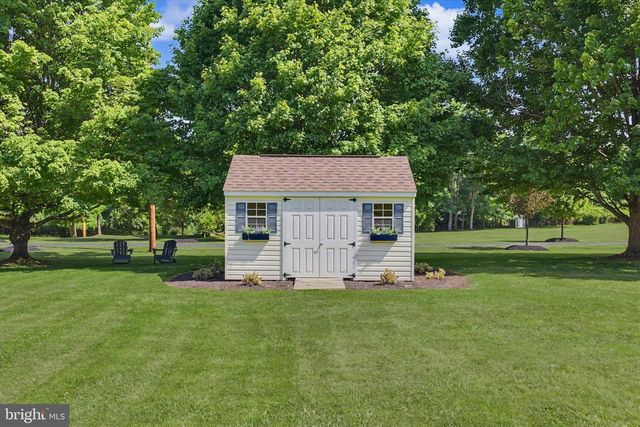 14 N FILEYS RD, Dillsburg, PA 17019