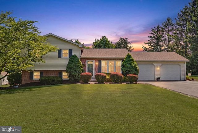 14 N FILEYS RD, Dillsburg, PA 17019