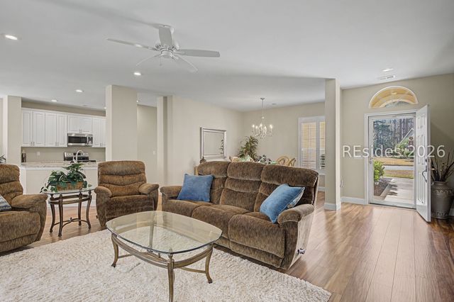 101 Robert E Lee Ln, Bluffton, SC 29909