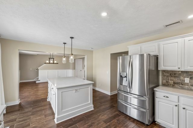 802 Brooksdale Dr, Smyrna, TN 37167