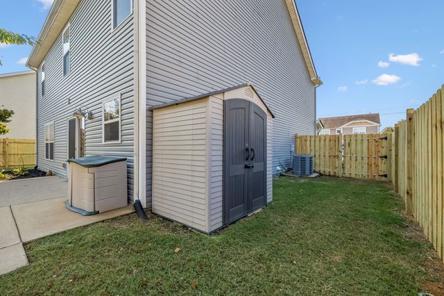 802 Brooksdale Dr, Smyrna, TN 37167