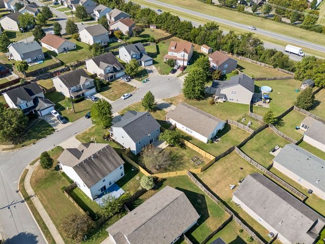 802 Brooksdale Dr, Smyrna, TN 37167