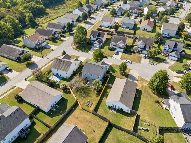 802 Brooksdale Dr, Smyrna, TN 37167