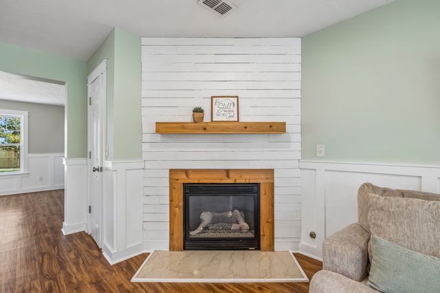 802 Brooksdale Dr, Smyrna, TN 37167
