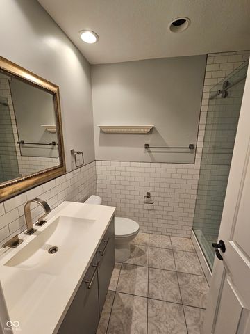 916 N Alabama Street, Indianapolis, IN 46202