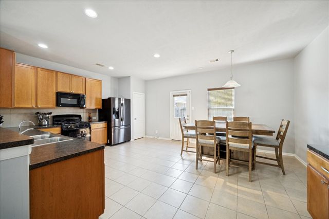 7610 Retama Terrace Lane, Humble, TX 77338