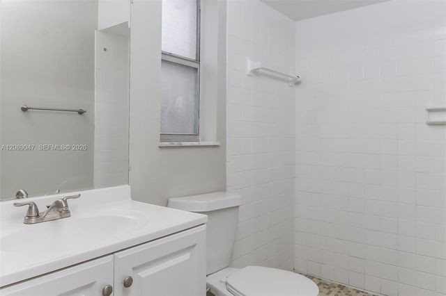 9749 Sandalfoot Boulevard, Boca Raton, FL 33428