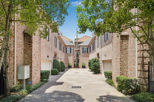 6022 Burgoyne Road, Houston, TX 77057