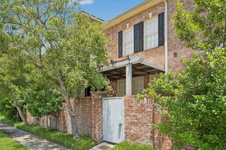 6022 Burgoyne Road, Houston, TX 77057