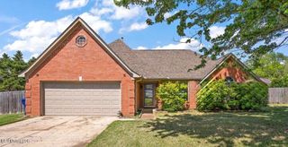 6800 E Ranch Ridge Cove, Walls, MS 38680