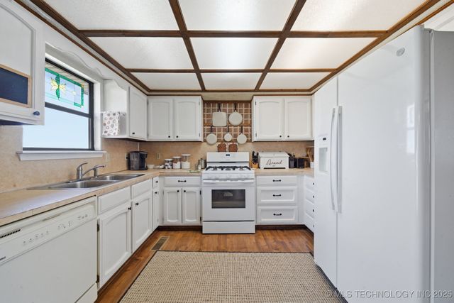 7921 E 126th Street N, Collinsville, OK 74021