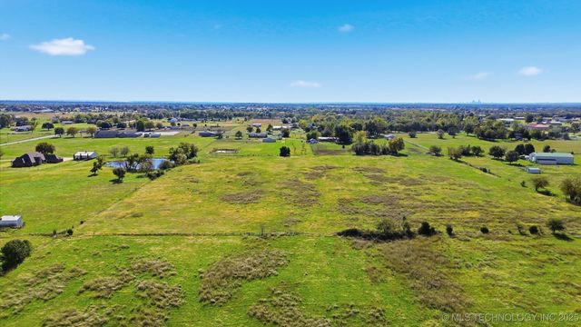 7921 E 126th Street N, Collinsville, OK 74021