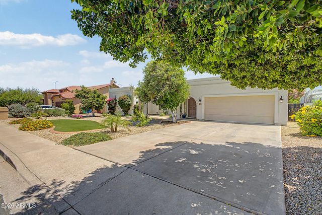 2559 E LOCKWOOD Street, Mesa, AZ 85213