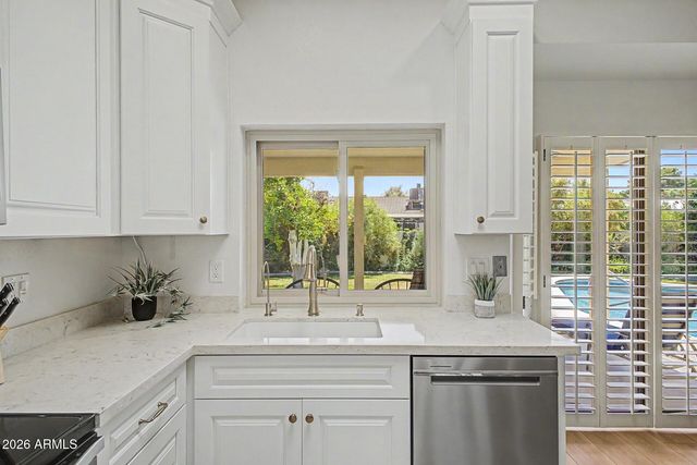 2559 E LOCKWOOD Street, Mesa, AZ 85213