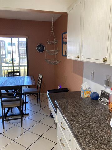 5980 TERRACE PARK DRIVE N 203, St Petersburg, FL 33709