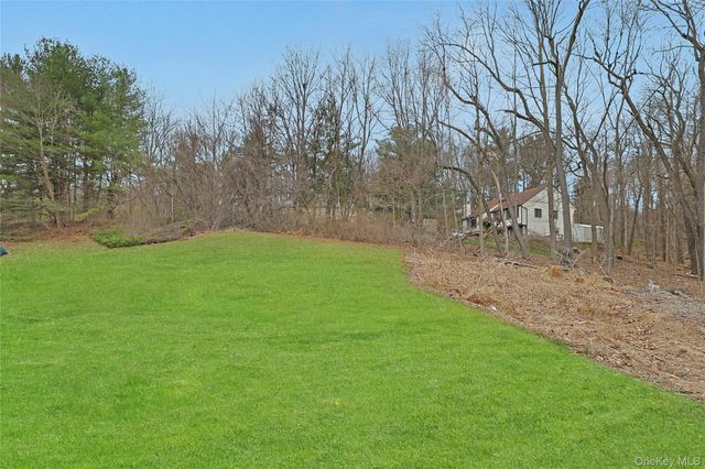 381 Route 32, Central Valley, NY 10917