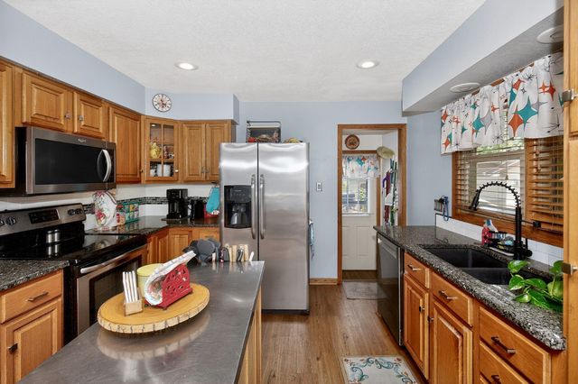 3840 E 26th Street, Des Moines, IA 50317