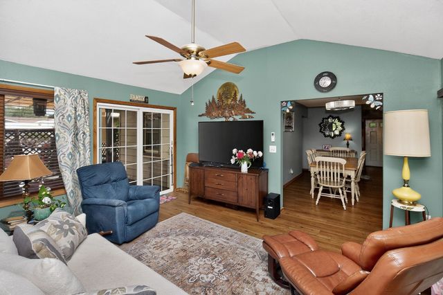 3840 E 26th Street, Des Moines, IA 50317