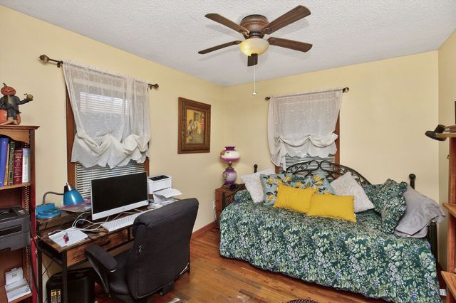 3840 E 26th Street, Des Moines, IA 50317