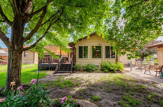 3840 E 26th Street, Des Moines, IA 50317