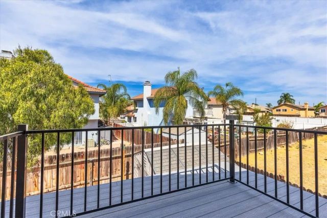 754 De La Luz, Perris, CA 92571
