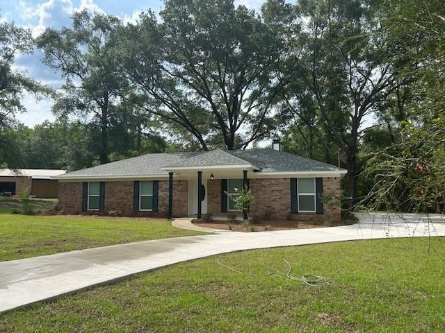 13580 Laco Cooper Road, Wilmer, AL 36587