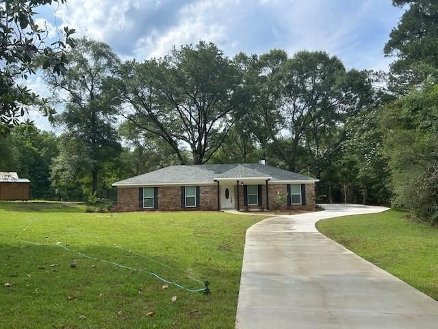 13580 Laco Cooper Road, Wilmer, AL 36587