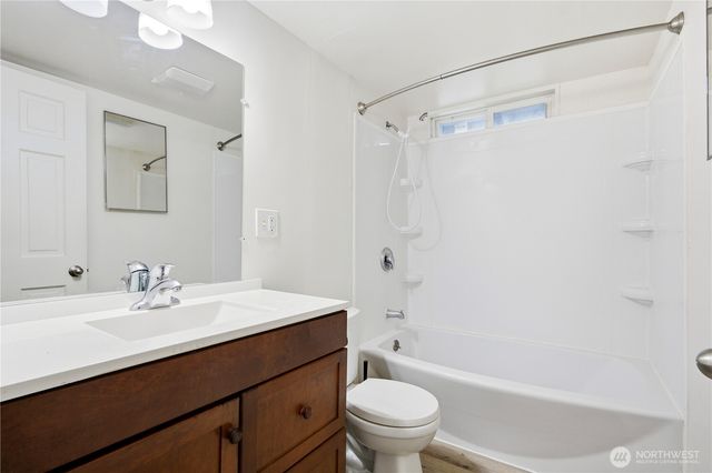 23114 110th Avenue SE, Kent, WA 98031