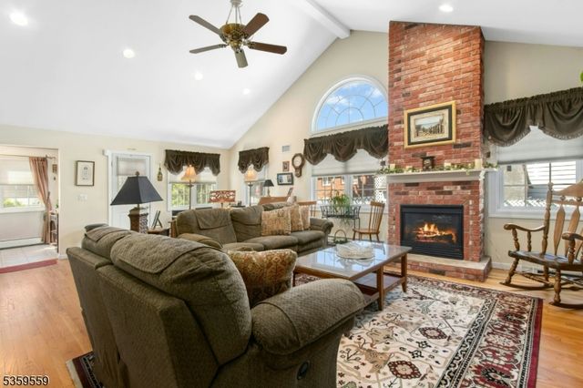 61 FURBER AVENUE, Linden City, NJ 07036