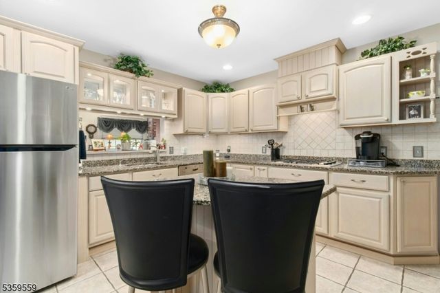 61 FURBER AVENUE, Linden City, NJ 07036