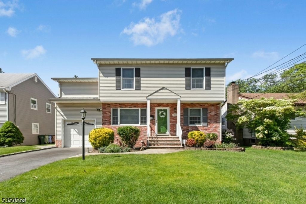 61 FURBER AVENUE, Linden City, NJ 07036