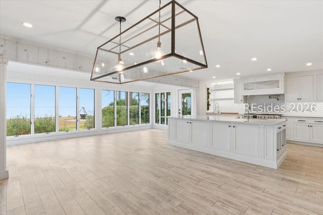 24 China Cockle Ln, Hilton Head Island, SC 29926